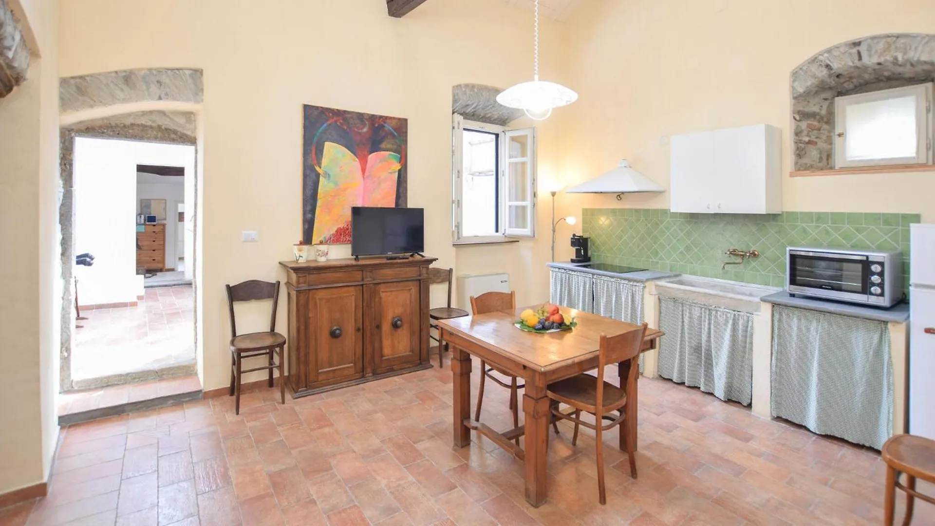 Stunning Apartment In Pontremoli With Wifi